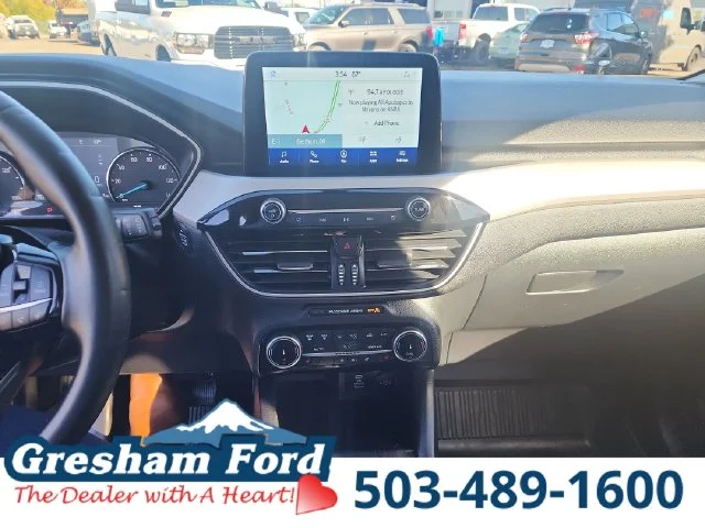 Used 2022 Blue Ford SE image 25