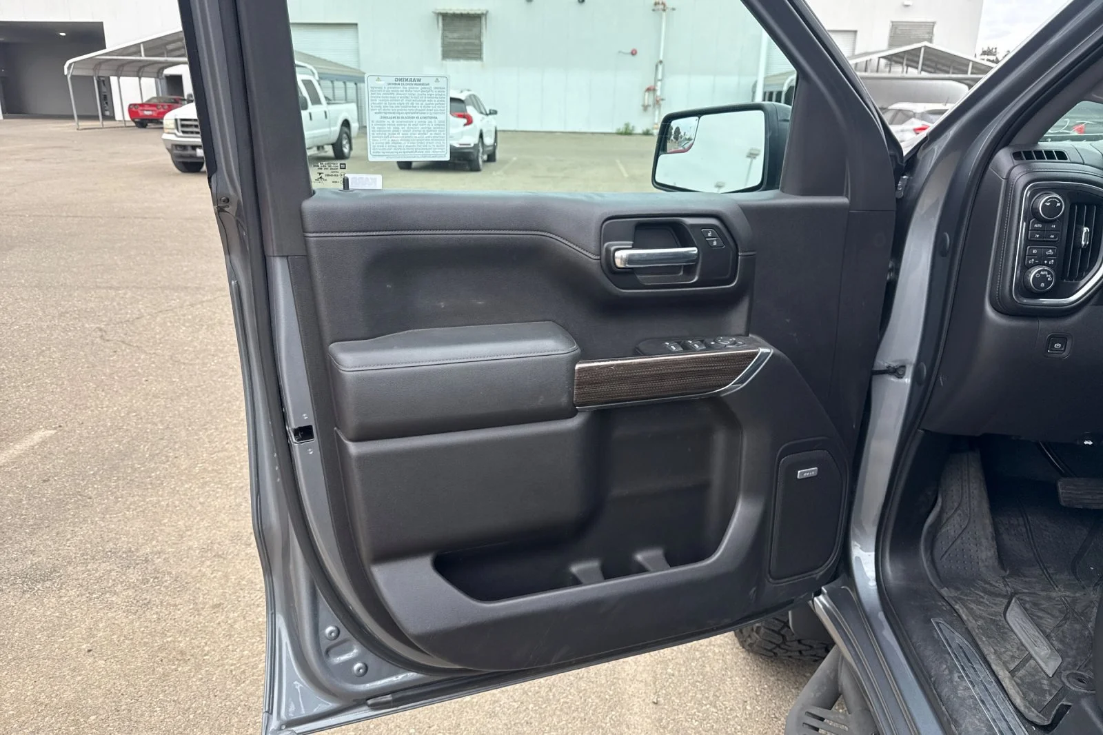 Used 2019 SATIN STEEL METALLIC Chevrolet LT Trail Boss image 8
