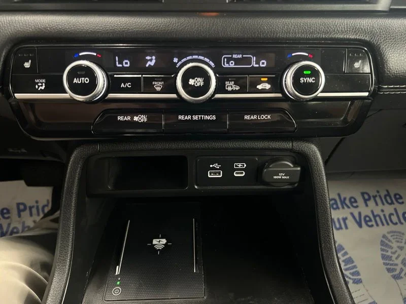 Used 2024  Honda EX-L image 29