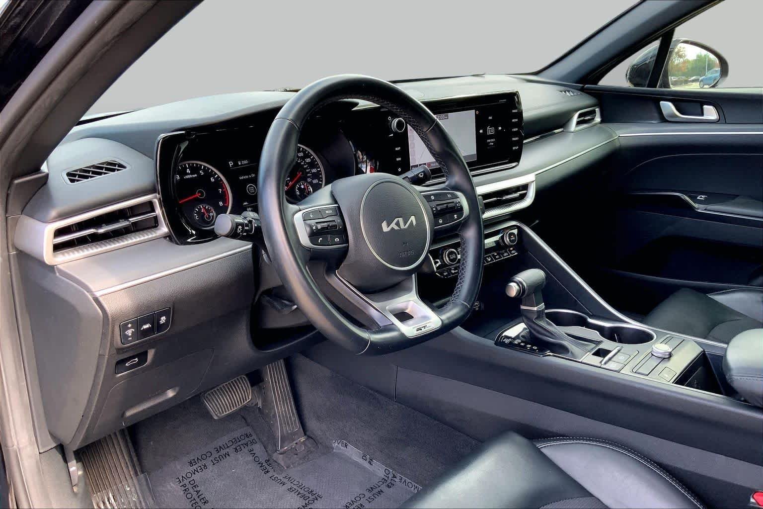 Used 2023 Ebony Black Kia GT-Line image 18