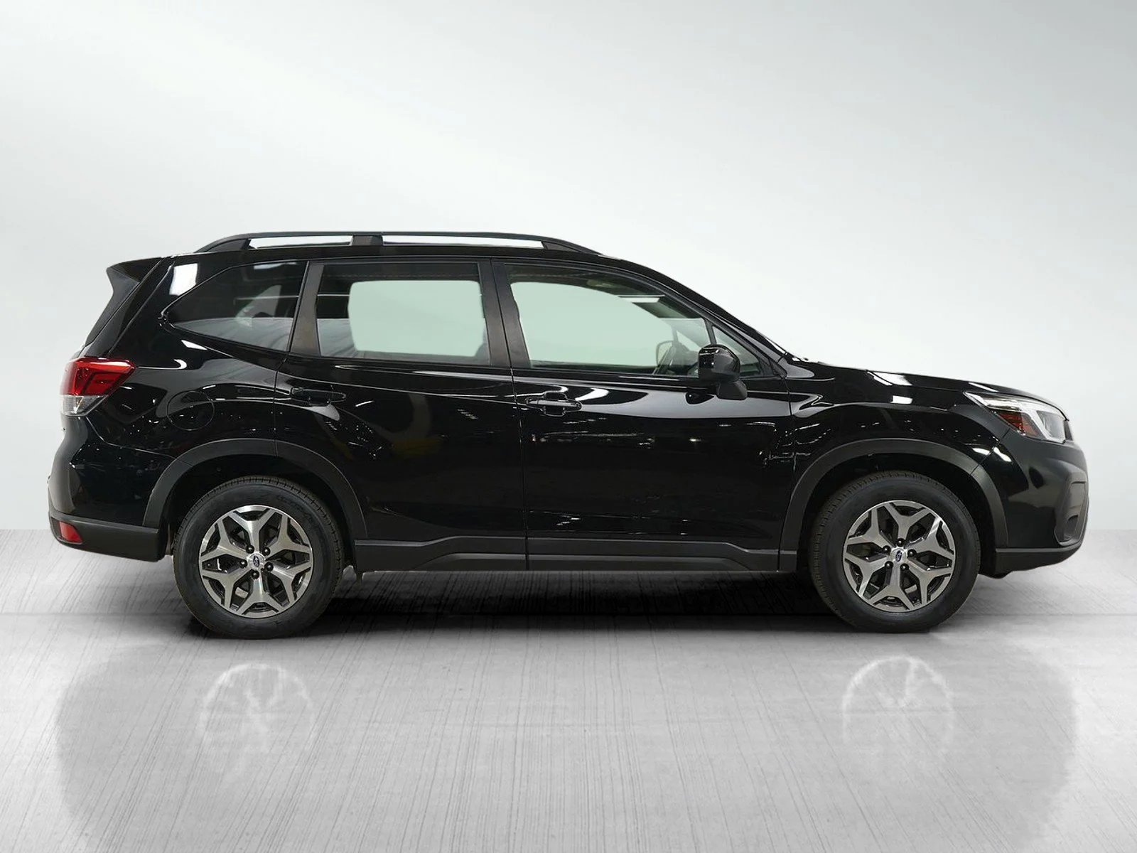 Used 2020 Crystal Black Pearl Subaru Premium image 6