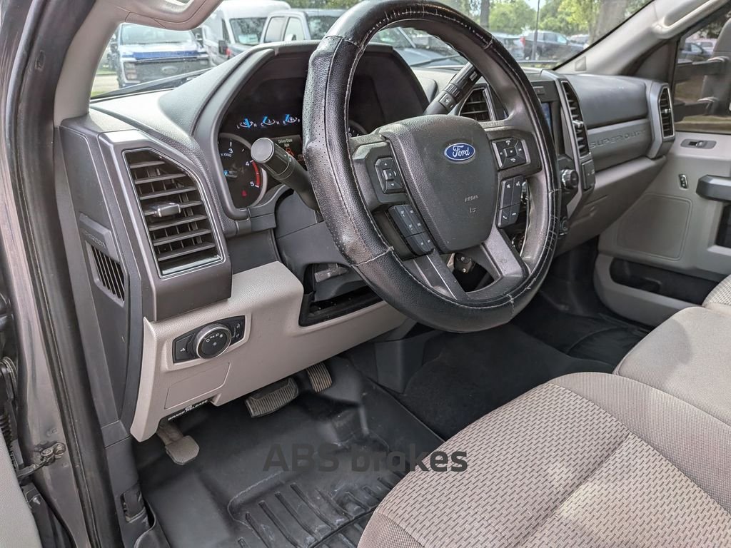 Used 2022 Gray Ford XLT image 33
