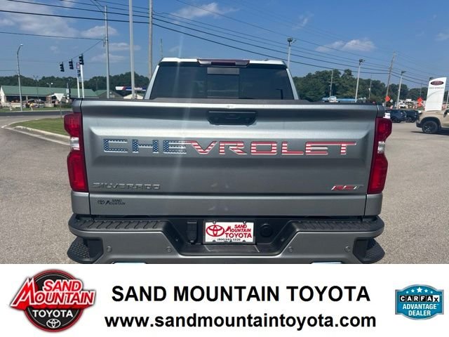 Used 2025 Gray Chevrolet RST image 4