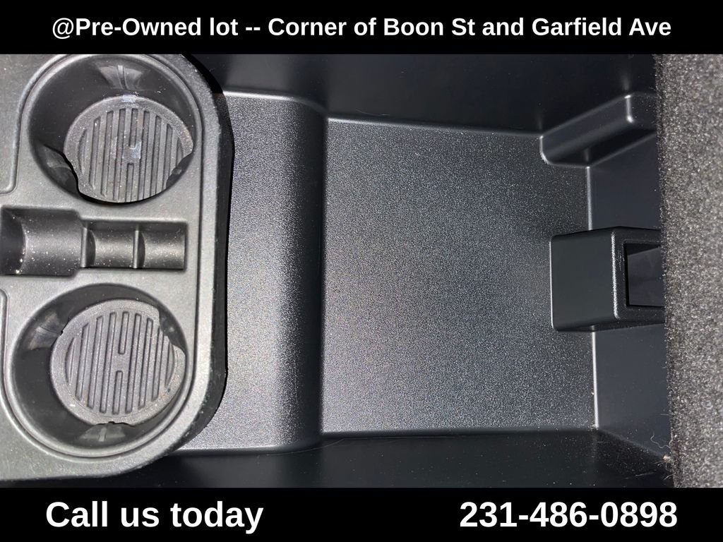 Used 2021 Gray Ford XL image 23