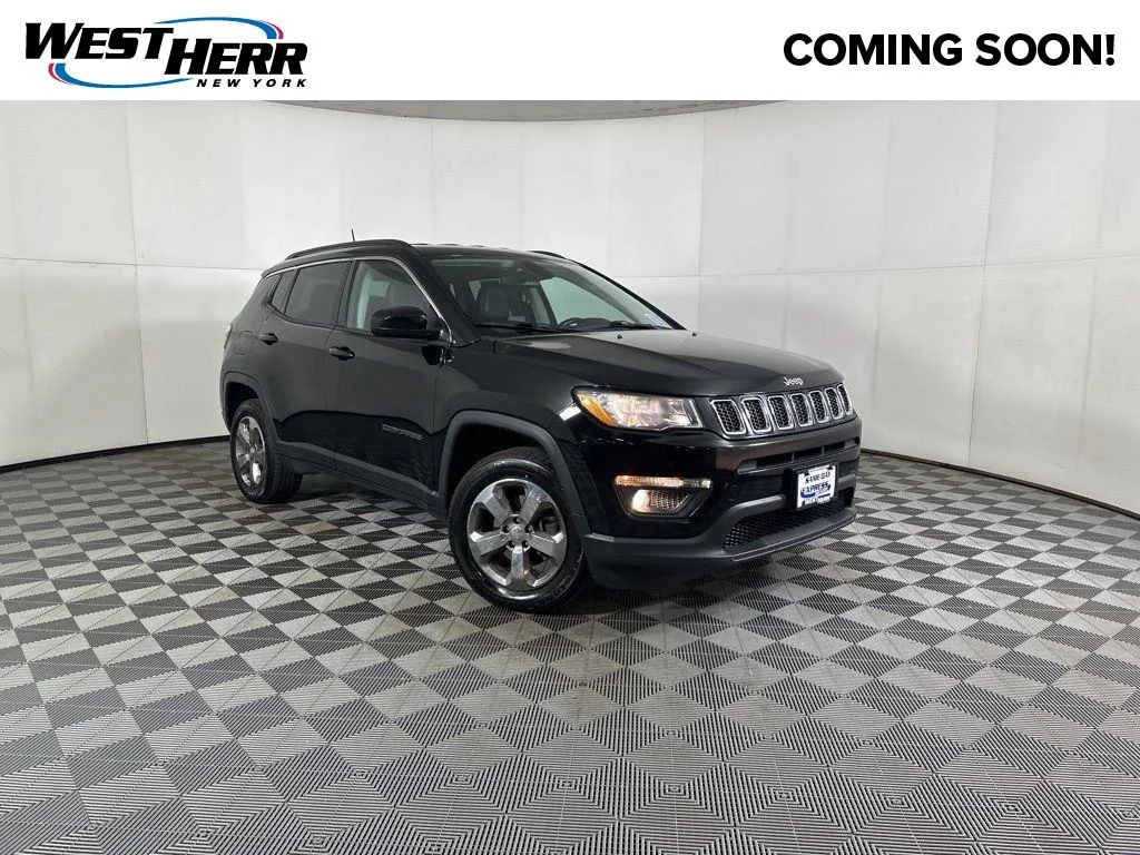 Used 2019  Jeep  image 1