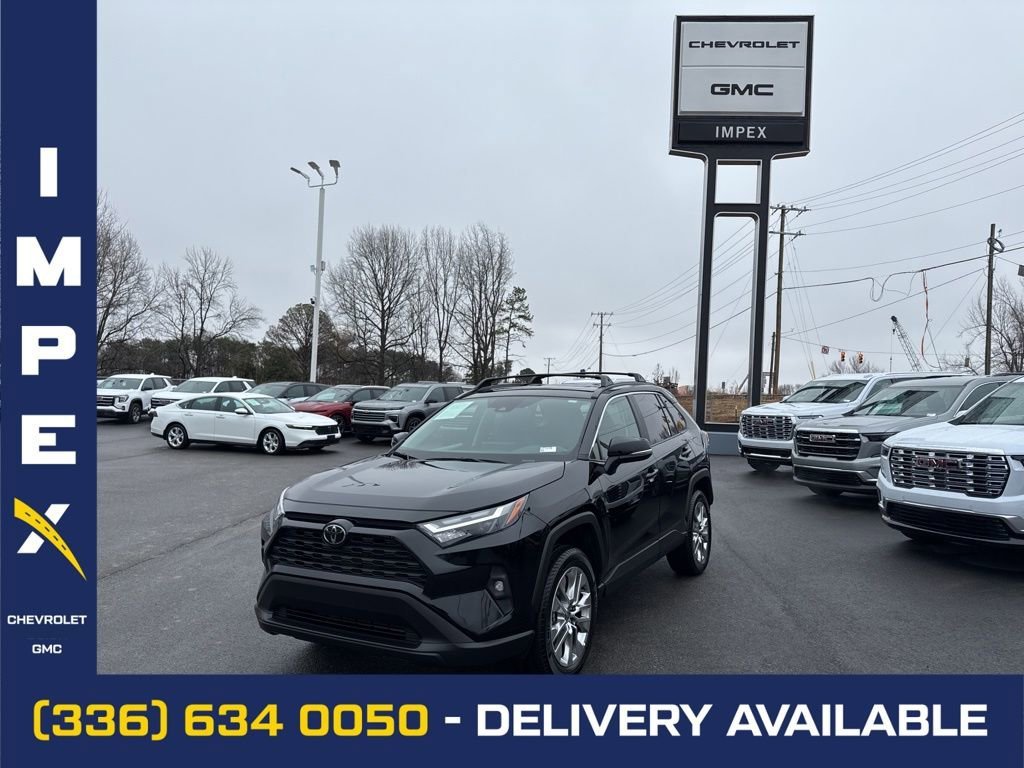 2025 Toyota RAV4 XLE Premium AWD