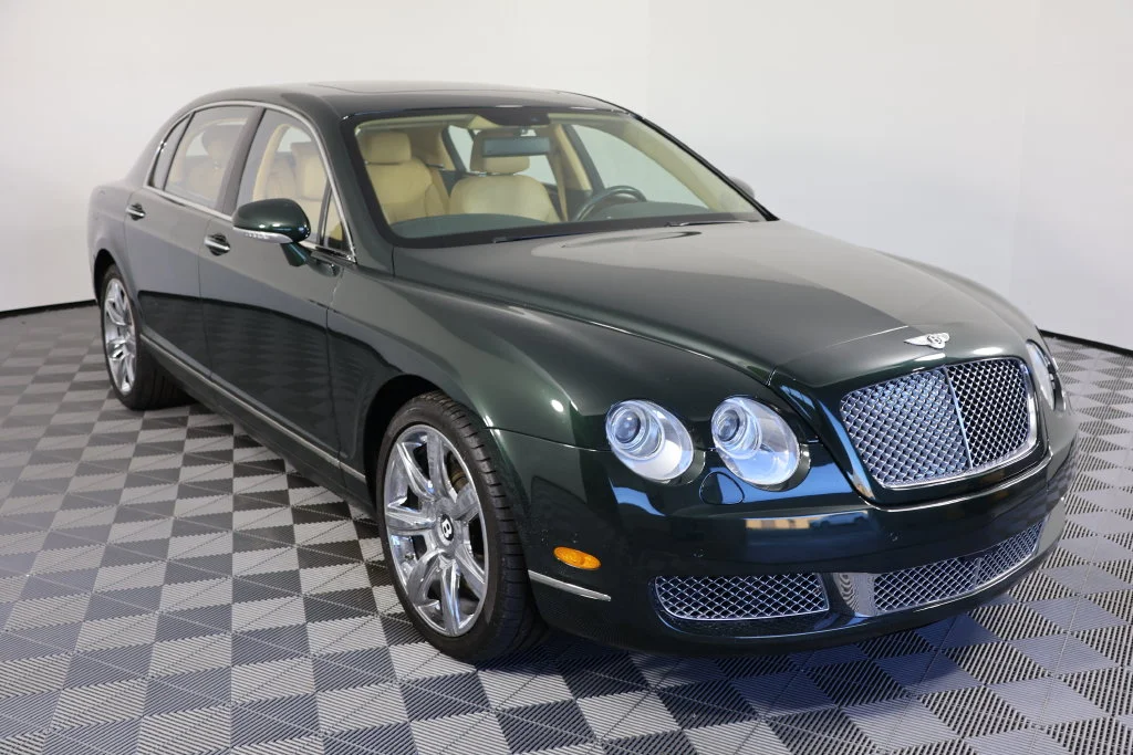 Used 2008  Bentley  image 1