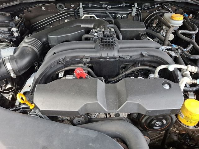 Used 2018 Black Subaru 2.5i Premium image 29