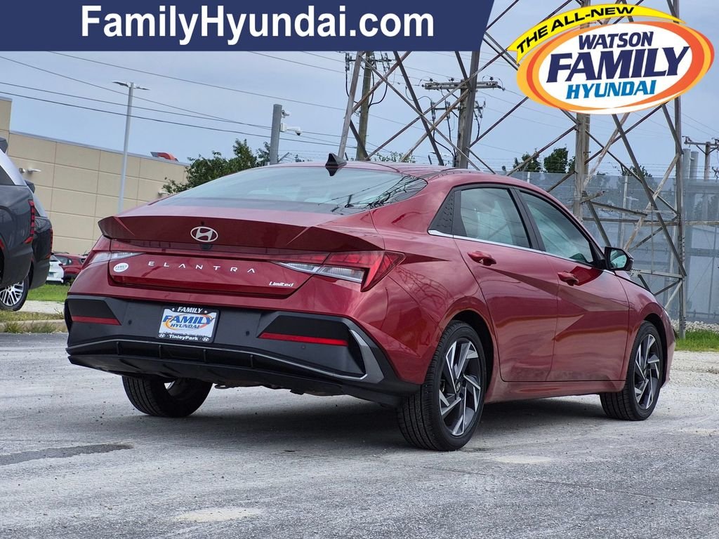 Used 2024 Red Hyundai Limited image 4