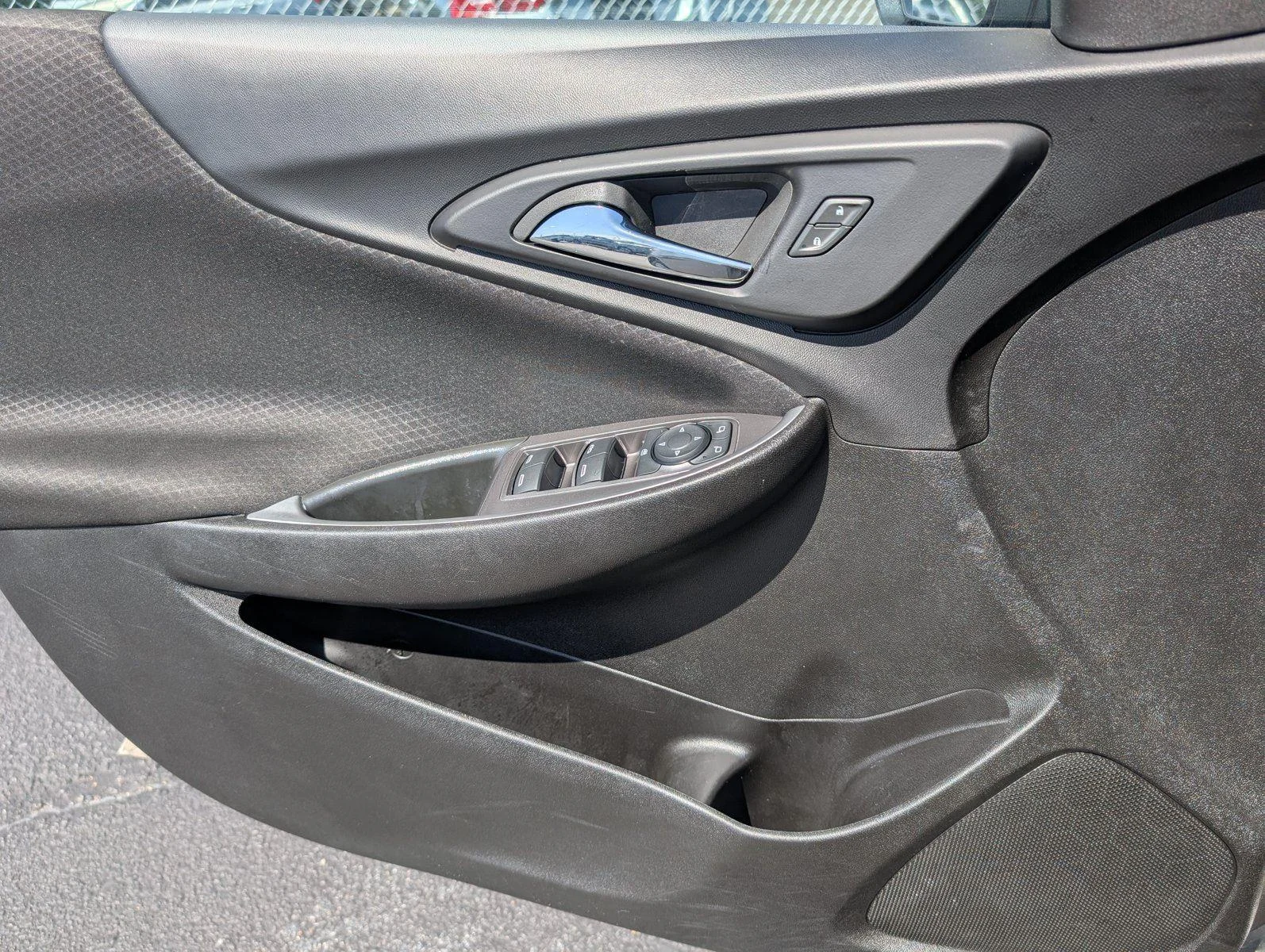 Used 2024 Mineral Gray Metallic Chevrolet 1LT image 14