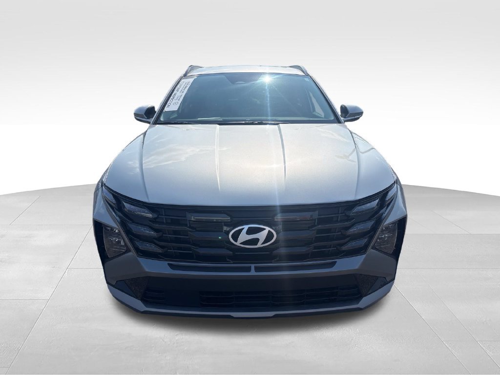 Used 2025 Silver Hyundai SEL Convenience image 8