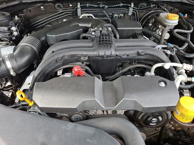 Used 2018 Black Subaru 2.5i Premium image 29