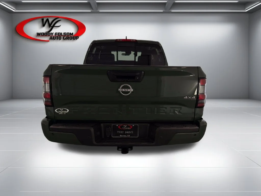 New 2027 Green Nissan SV image 6