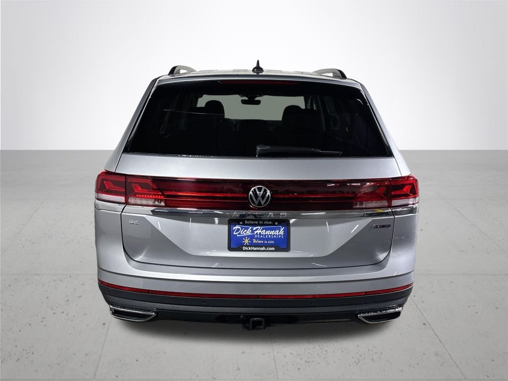 New 2026 Silver Mist Metallic Volkswagen 2.0T SE w/Technology image 7