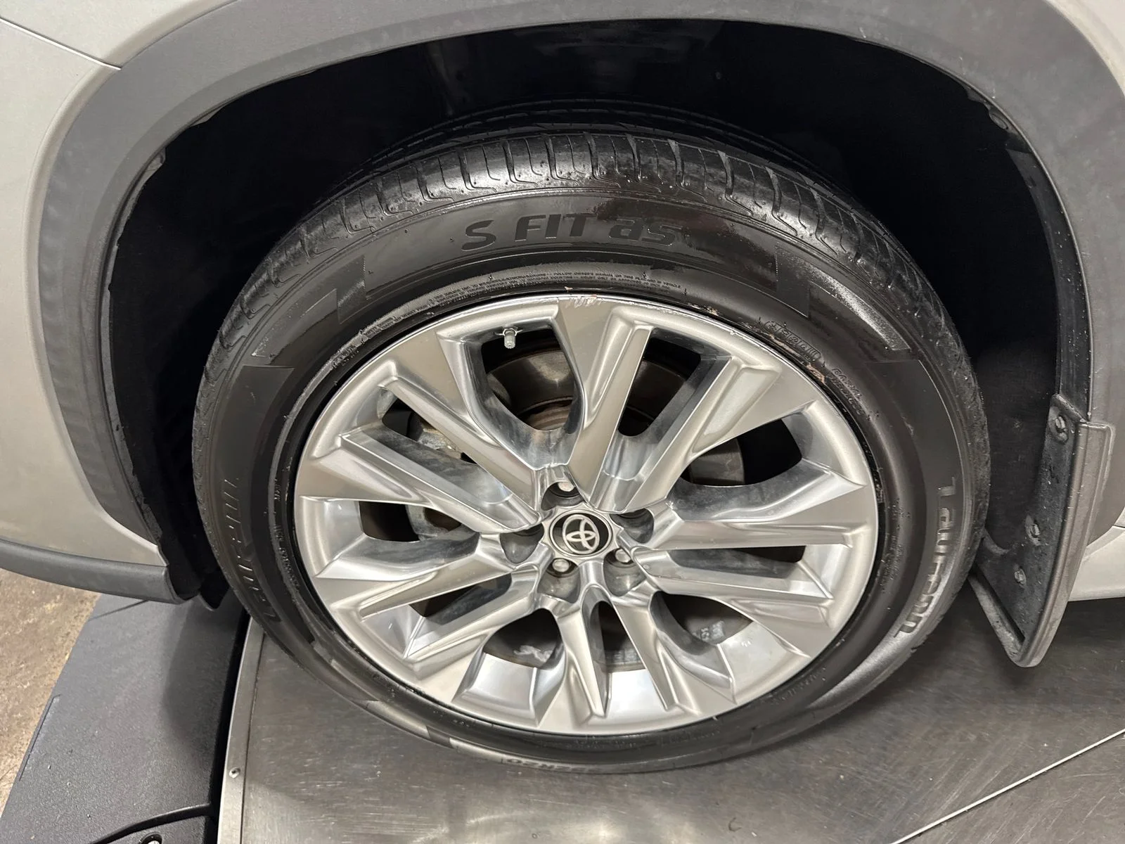 Used 2021 Celestial Silver Metallic Toyota Limited image 2