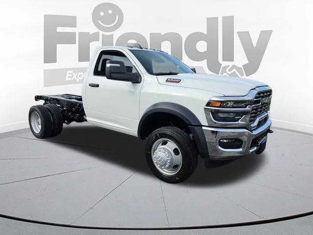 New 2026 Bright White Clear-Coat Exterior Paint RAM Tradesman image 3