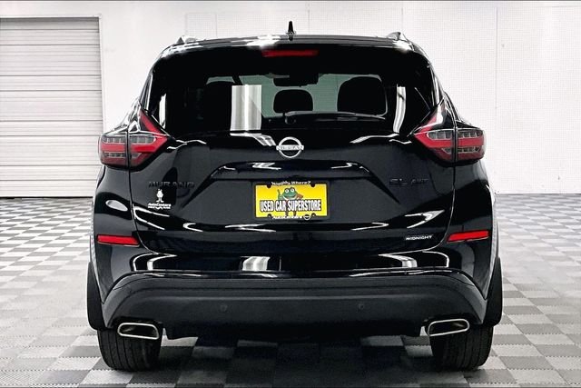 Used 2024 Super Black Nissan SL image 5