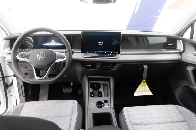 New 2026 Pure White Volkswagen 2.0T S image 21