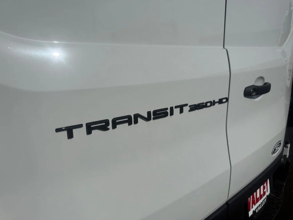 New 2026 Oxford White Ford Cargo Van image 35