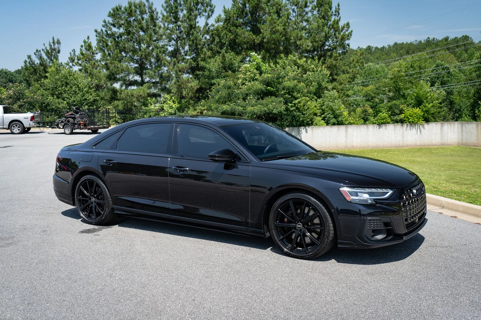 Used 2024  Audi 4.0T image 27