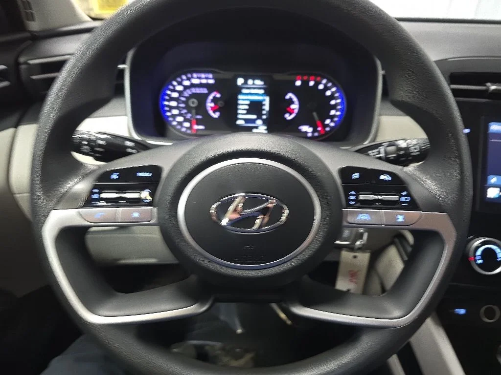 Used 2024 Intense Blue Hyundai SE image 19