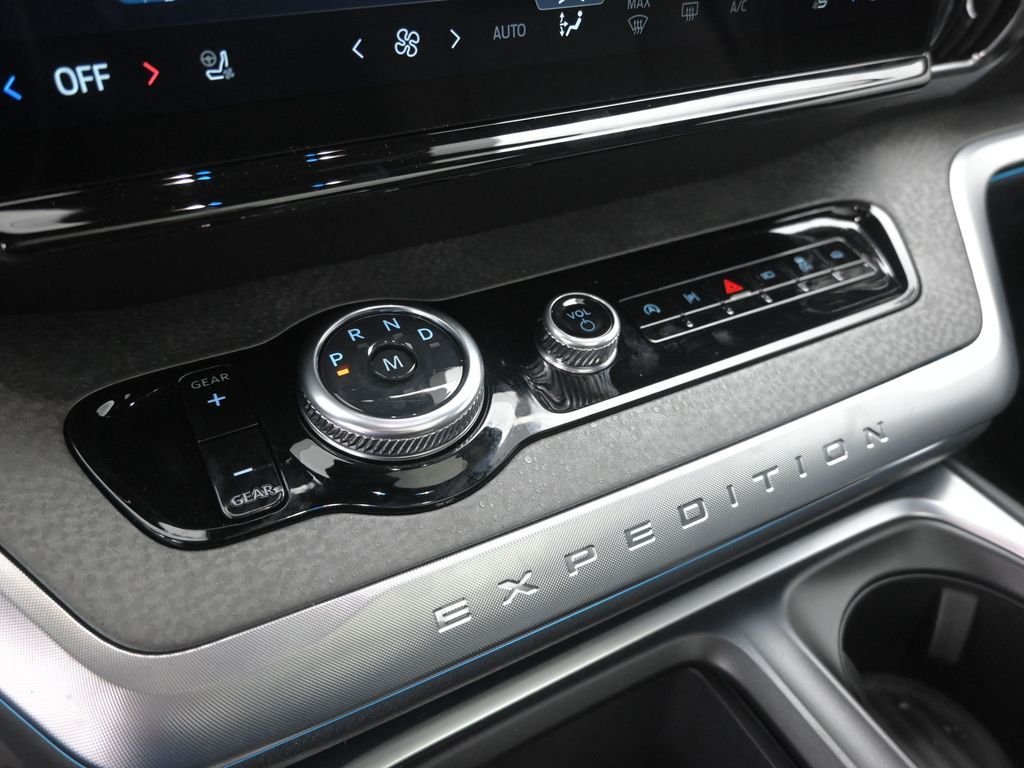 New 2026 Glacier Gray Metallic Tri-Coat Ford Tremor image 17