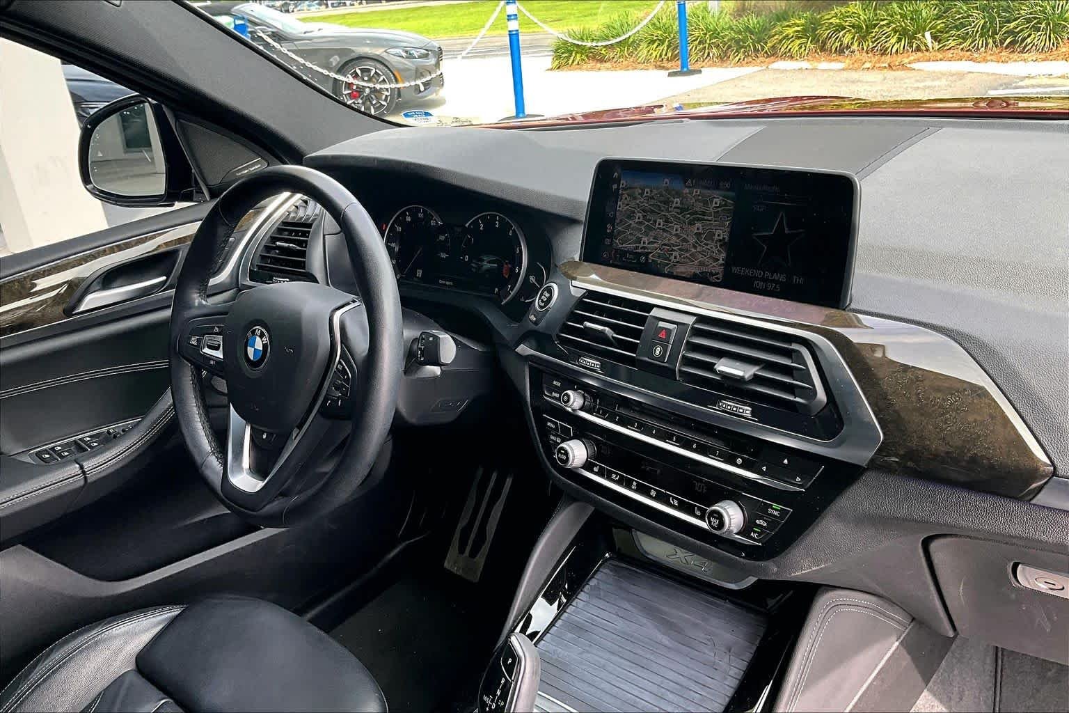 Used 2019 Flamenco Red Metallic BMW xDrive30i image 31