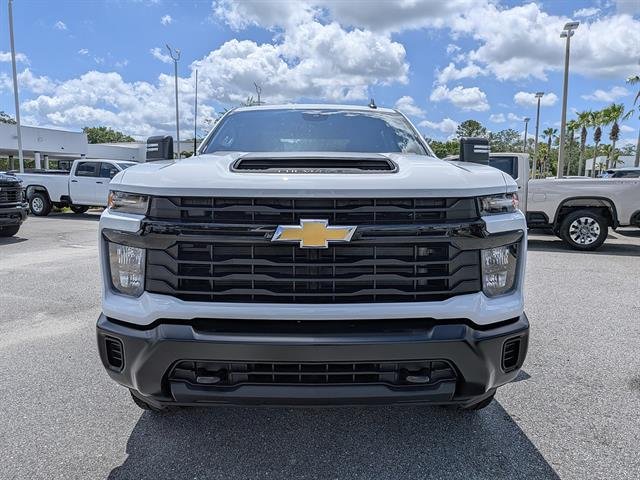 New 2026 Summit White Chevrolet WT image 8