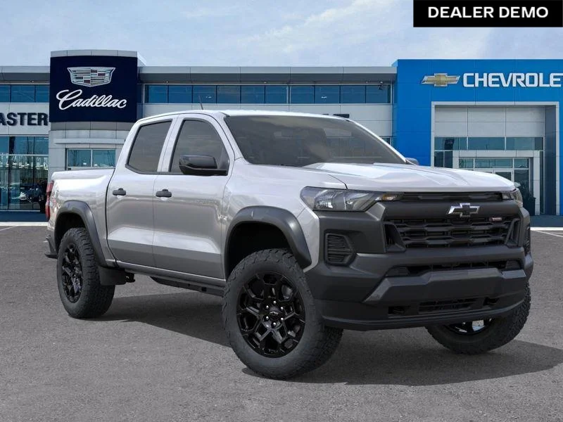 Used 2026  Chevrolet Trail Boss image 7