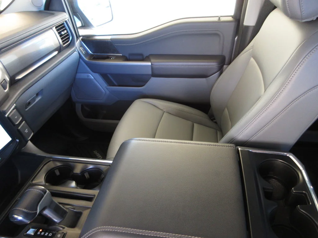 Certified Used 2025 Carbonized Gray Metallic Ford Flash image 36