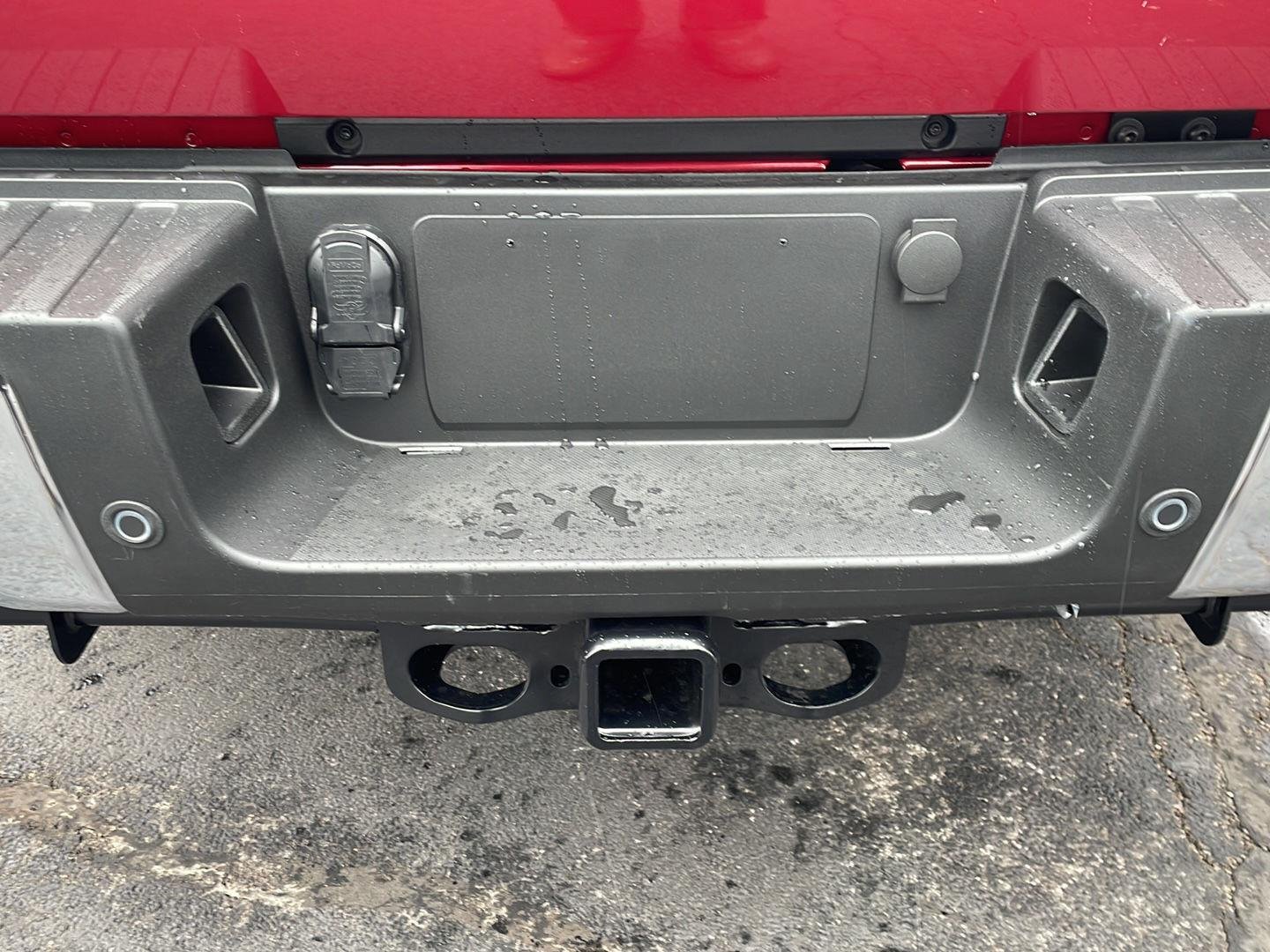 New 2026 Ruby Red Metallic Tinted Clearcoat Ford F-250® Lariat® image 39