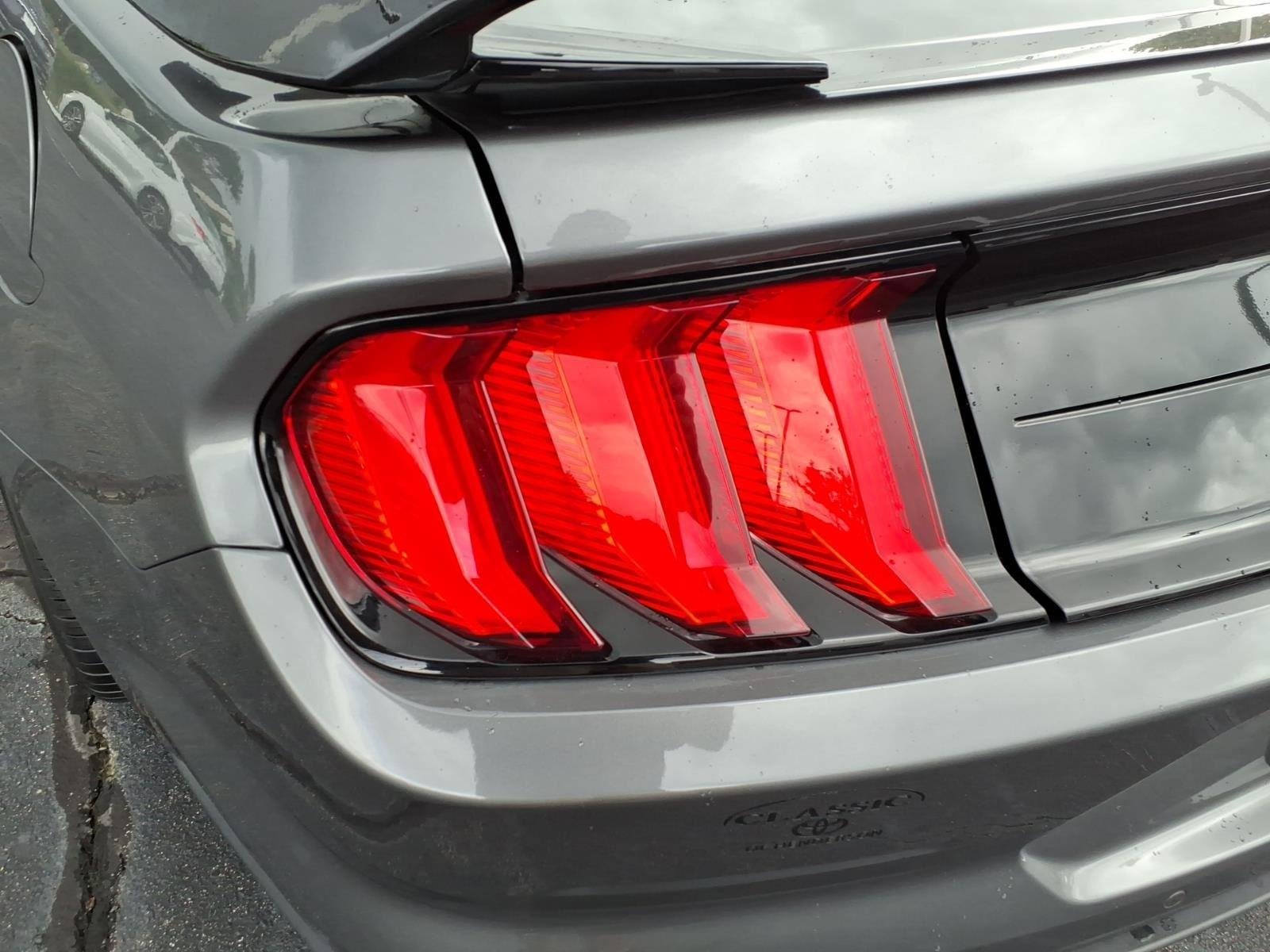 Used 2021 Carbonized Gray Metallic Ford GT Premium image 18