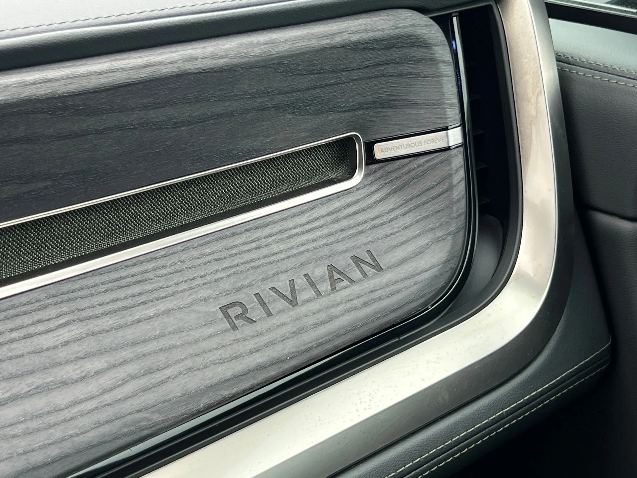 Used 2024 Black Rivian Adventure image 41