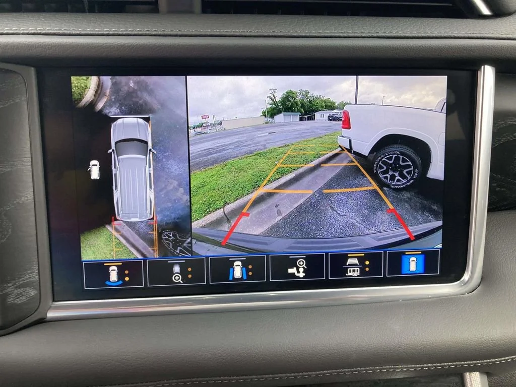 Used 2021 ONYX BLACK GMC Denali image 21