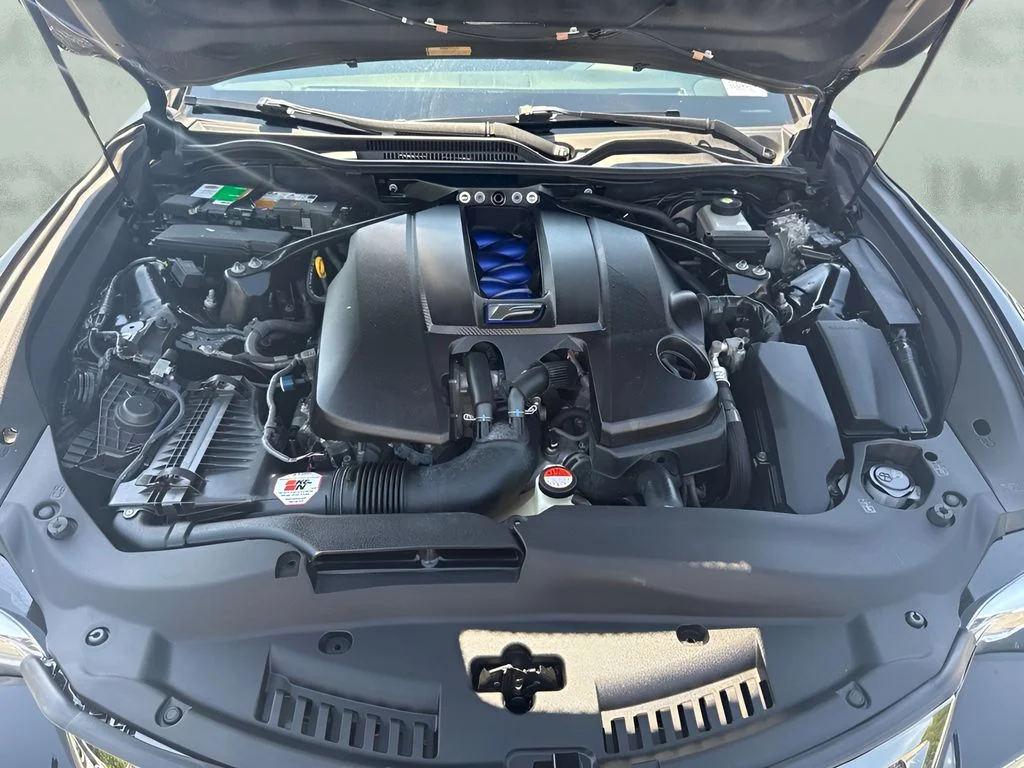 Used 2015 Black Lexus F image 25