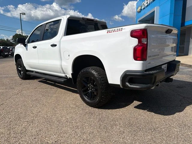 Used 2024 Summit White Chevrolet LT Trail Boss image 2