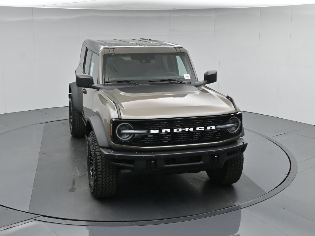 New 2026 Marsh Gray Ford Badlands image 41