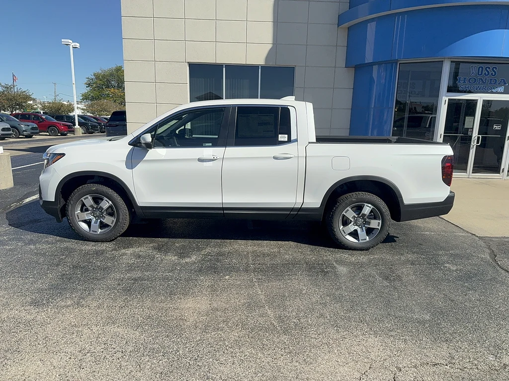 New 2026 Platinum White Pearl Honda RTL image 8