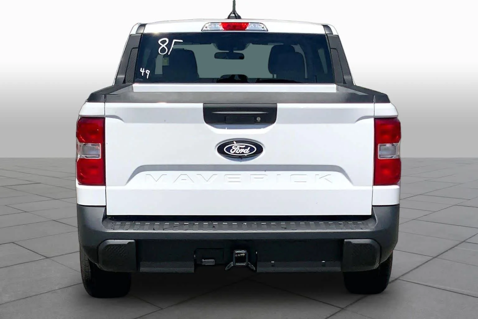 New 2026 Oxford White Ford XLT image 4