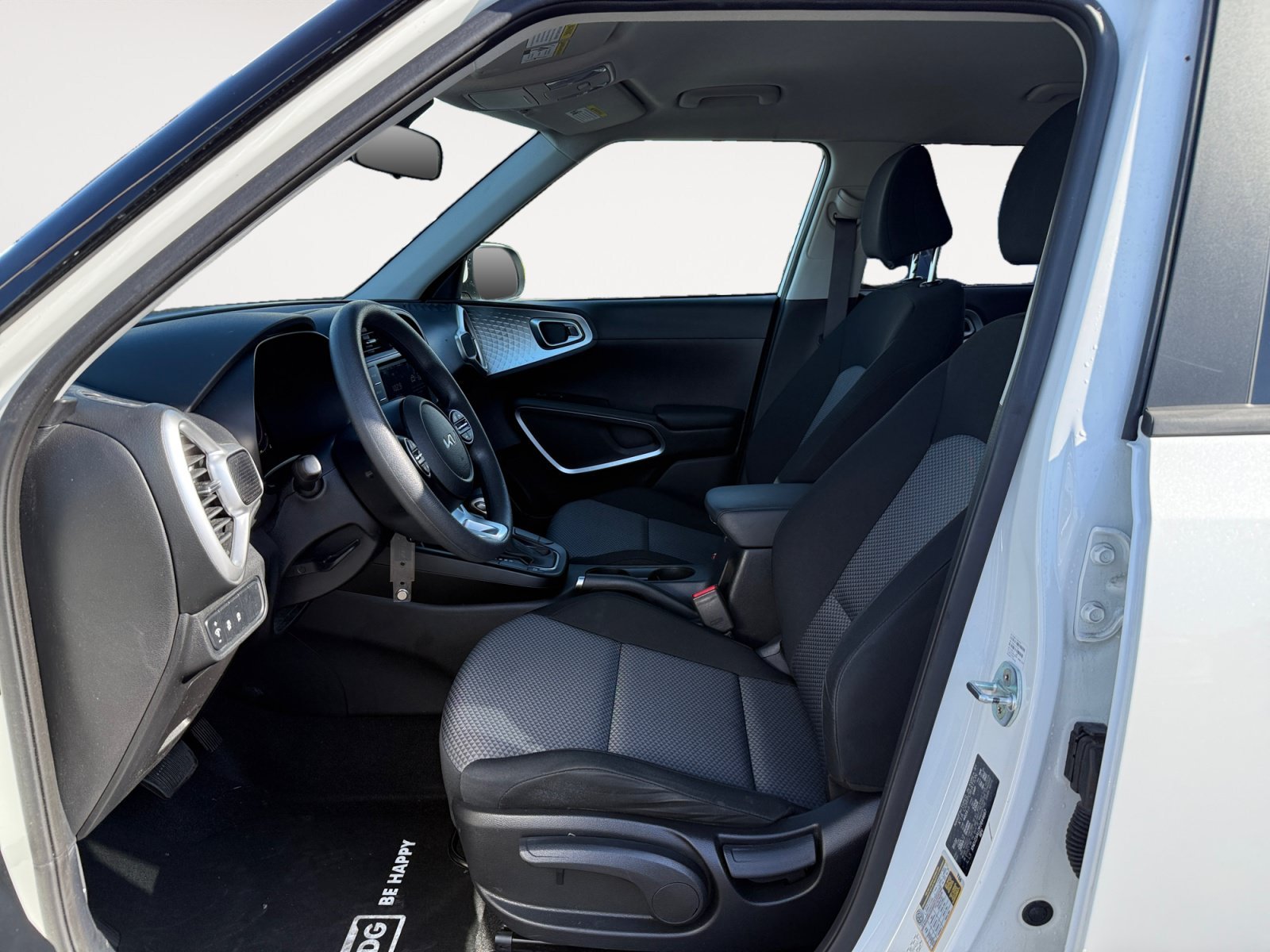 Certified Used 2023 Snow White Pearl Kia LX image 10