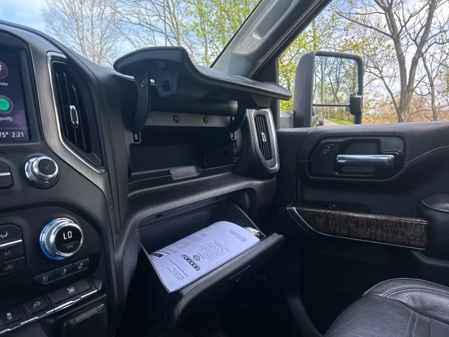 Used 2020 Black GMC Denali image 15
