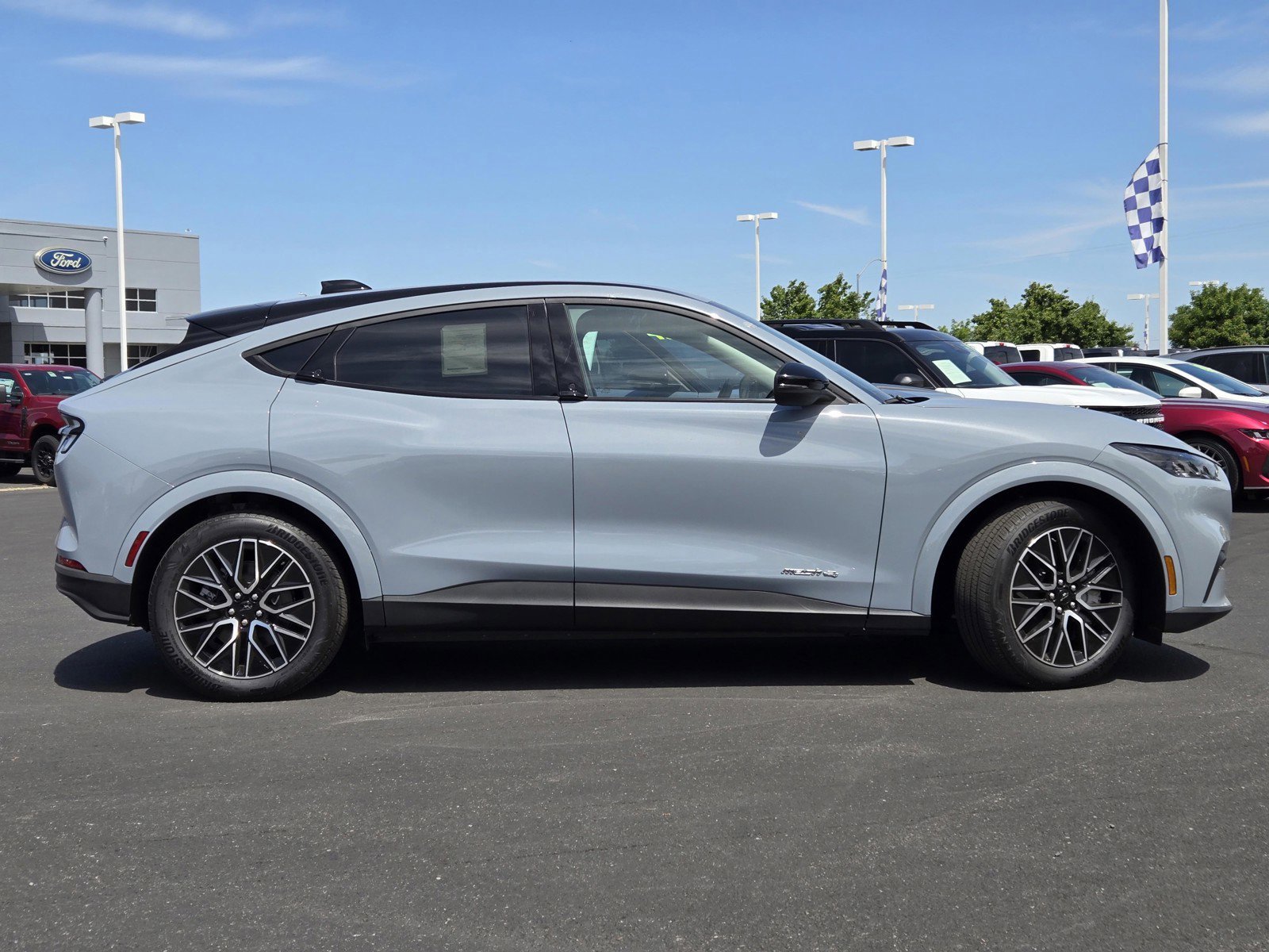 New 2026 Glacier Gray Metallic Tri-coat Ford Premium image 3