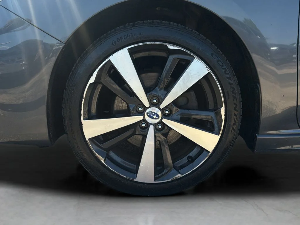 Used 2018 Gray Subaru 2.0i Sport image 22