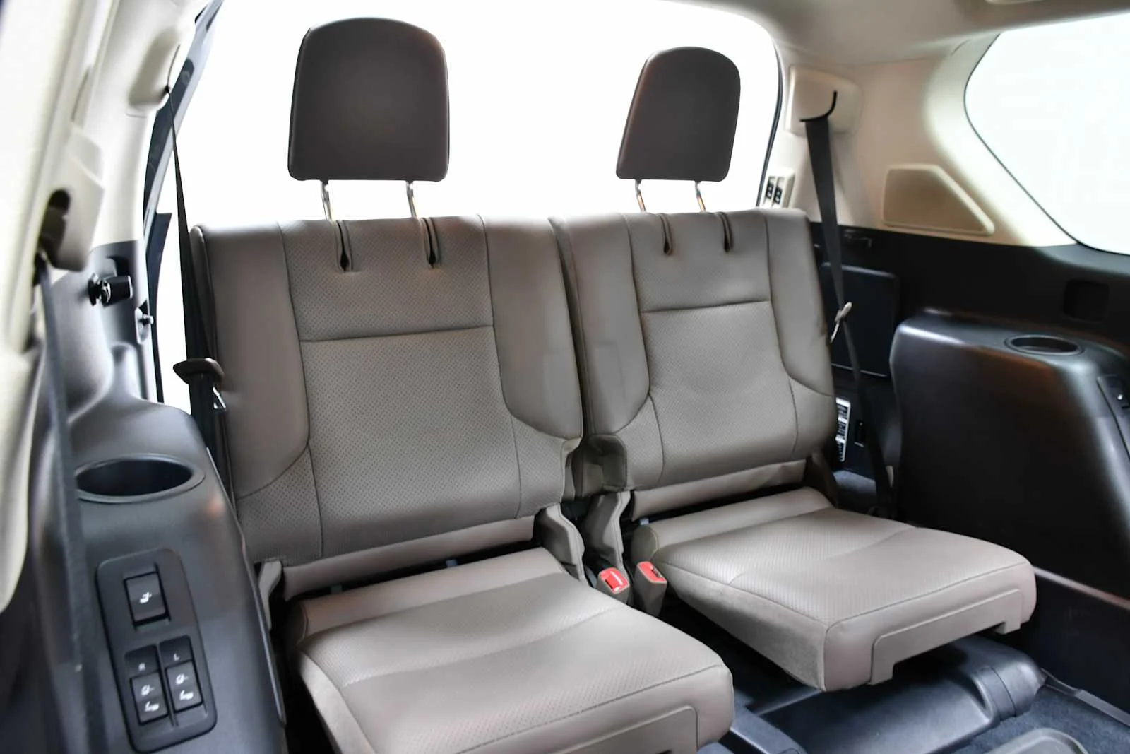 Certified Used 2023 CAVIAR Lexus Luxury image 28