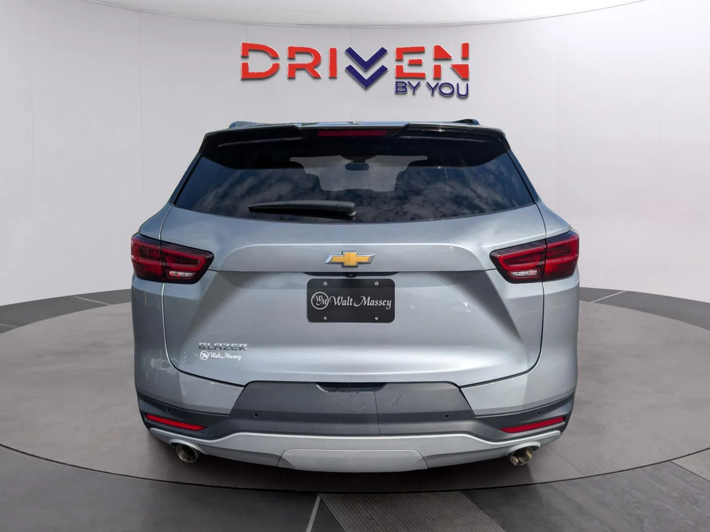 Used 2024 Sterling Gray Metallic Chevrolet 3LT image 4
