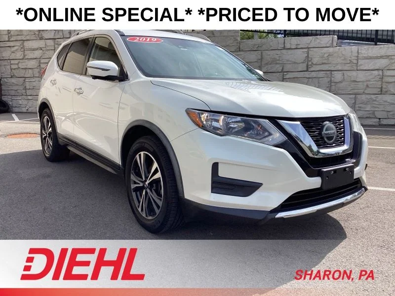 2019 Nissan Rogue SV - Photo 1