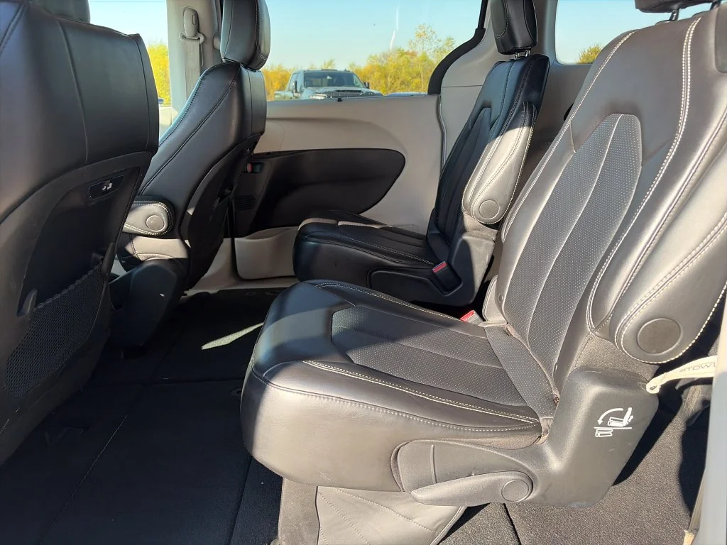 2024 Chrysler Pacifica Touring L - Photo 30
