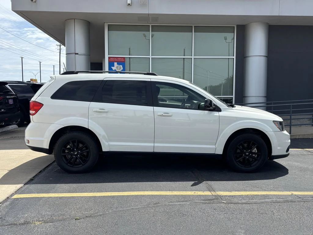 Used 2019 Dodge Journey SE with VIN 3C4PDCBB0KT863910 for sale in Brunswick, GA