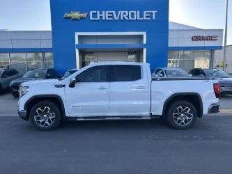 2022 GMC Sierra 4WD Crew Cab Short Box SLT's photo