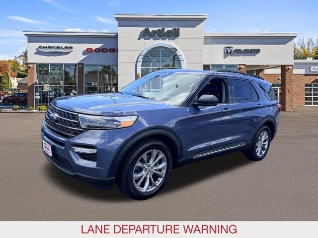 Used 2021 Blue Ford XLT image 4